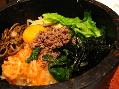 ラゾーナ川崎 韓国料理のお店「妻家房」 石焼ビビンバ
