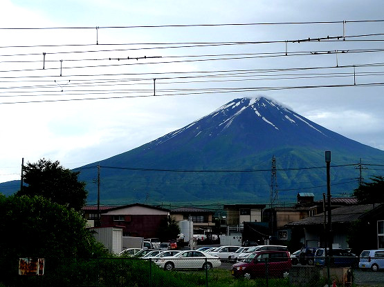 河口湖 駅前 富士山